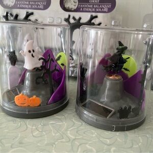 Halloween Solar-Powered toy Ghost and Witch